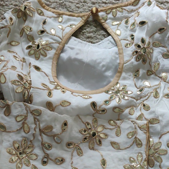 Suit - Picture 6 of 6